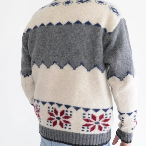 Vintage Muskoka Lakes Grey & Cream 100% Shetland Wool "Winter" Design Size Large - Picture 4 of 13